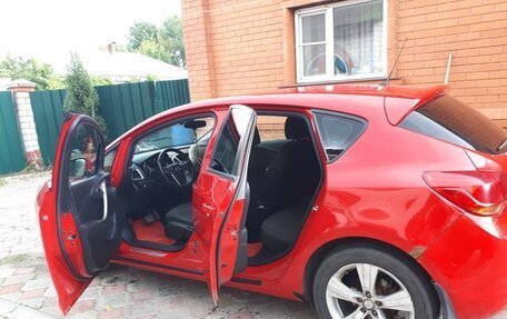Opel Astra J, 2010 год, 700 000 рублей, 5 фотография
