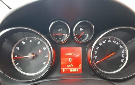 Opel Astra J, 2010 год, 700 000 рублей, 9 фотография