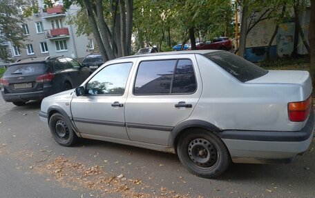 Volkswagen Vento, 1997 год, 3 фотография
