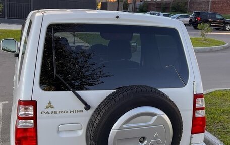 Mitsubishi Pajero Mini II, 2011 год, 729 999 рублей, 3 фотография