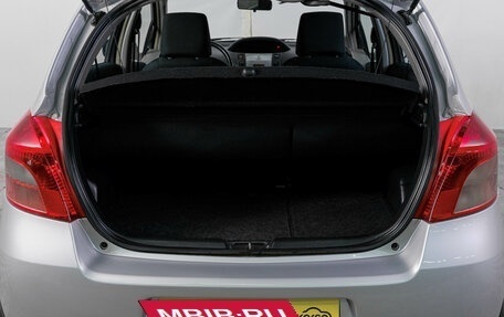 Toyota Yaris III рестайлинг, 2008 год, 679 000 рублей, 8 фотография