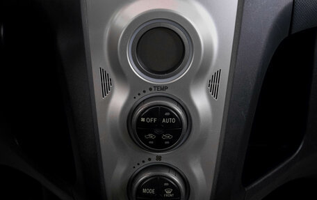 Toyota Yaris III рестайлинг, 2008 год, 679 000 рублей, 19 фотография