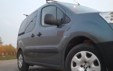 Peugeot Partner II рестайлинг 2, 2012 год, 800 000 рублей, 4 фотография