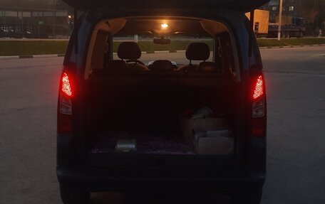 Peugeot Partner II рестайлинг 2, 2012 год, 800 000 рублей, 10 фотография