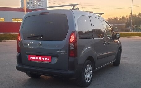 Peugeot Partner II рестайлинг 2, 2012 год, 800 000 рублей, 5 фотография