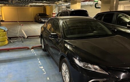 Toyota Camry, 2022 год, 2 350 000 рублей, 3 фотография