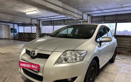 Toyota Auris II, 2008 год, 600 000 рублей, 3 фотография