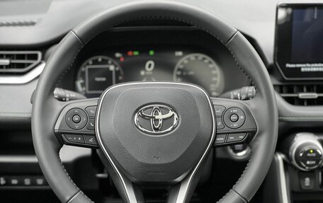 Toyota RAV4, 2025 год, 3 890 000 рублей, 13 фотография