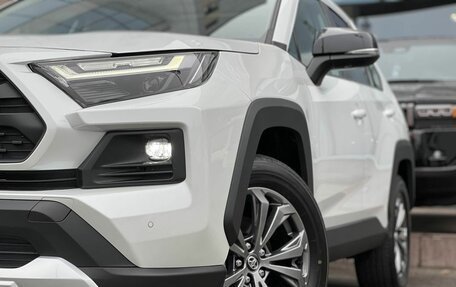 Toyota RAV4, 2025 год, 3 890 000 рублей, 5 фотография