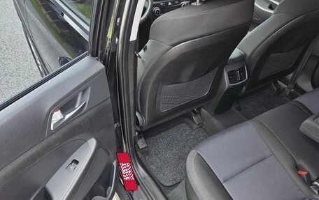 Hyundai Tucson III, 2017 год, 1 350 000 рублей, 21 фотография