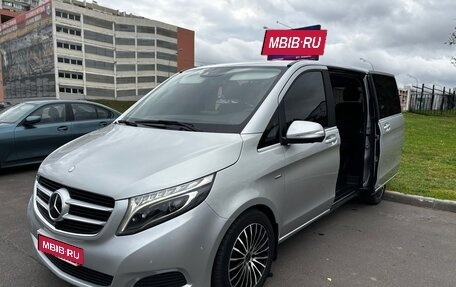 Mercedes-Benz V-Класс, 2015 год, 3 700 000 рублей, 3 фотография