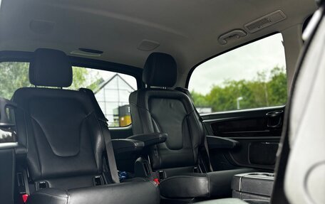 Mercedes-Benz V-Класс, 2015 год, 3 700 000 рублей, 9 фотография