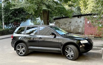 Volkswagen Touareg III, 2005 год, 880 000 рублей, 1 фотография