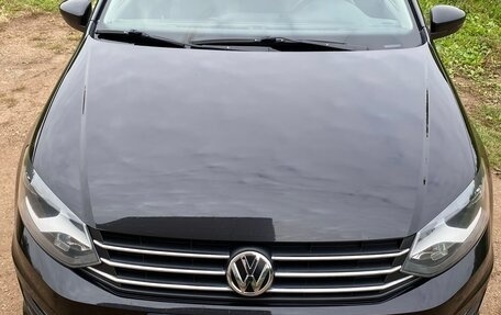 Volkswagen Polo VI (EU Market), 2018 год, 1 330 000 рублей, 2 фотография