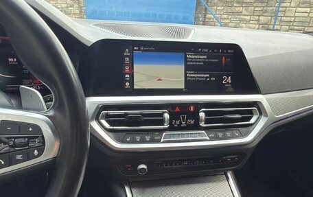 BMW 3 серия, 2019 год, 3 150 000 рублей, 11 фотография