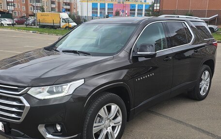 Chevrolet Traverse II, 2018 год, 2 650 000 рублей, 2 фотография