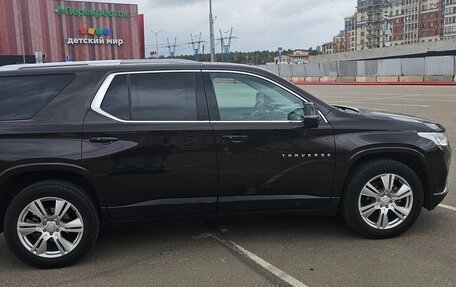 Chevrolet Traverse II, 2018 год, 2 650 000 рублей, 9 фотография