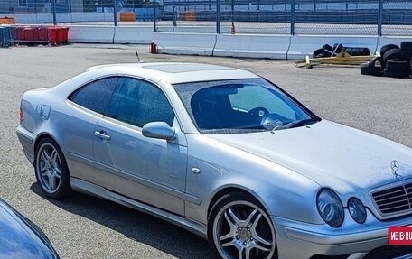 Mercedes-Benz CLK-Класс, 2000 год, 550 000 рублей, 1 фотография