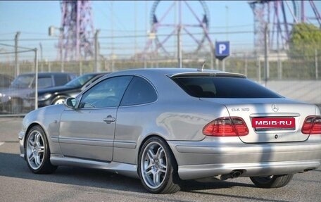 Mercedes-Benz CLK-Класс, 2000 год, 550 000 рублей, 3 фотография