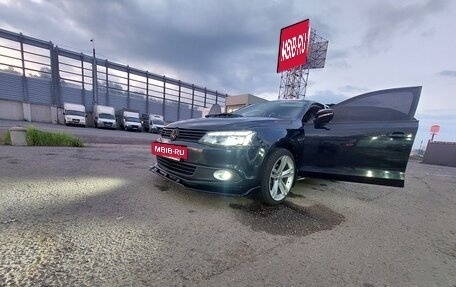 Volkswagen Jetta VI, 2013 год, 1 000 000 рублей, 28 фотография
