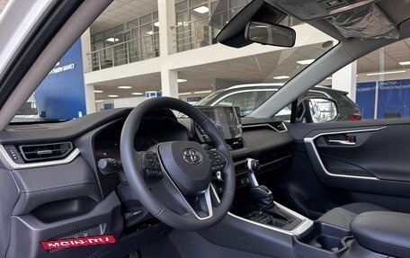 Toyota RAV4, 2025 год, 3 900 000 рублей, 8 фотография