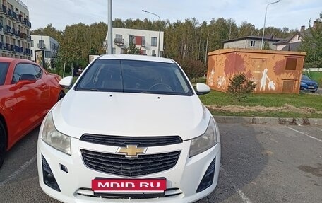 Chevrolet Cruze II, 2013 год, 740 000 рублей, 4 фотография