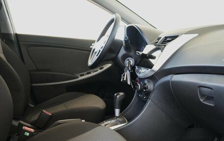 Hyundai Solaris II рестайлинг, 2013 год, 797 000 рублей, 11 фотография