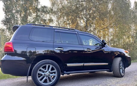 Toyota Land Cruiser 200, 2012 год, 3 850 000 рублей, 2 фотография