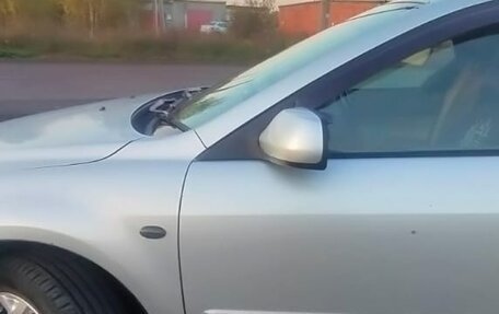 Mazda Atenza II, 2002 год, 399 999 рублей, 6 фотография
