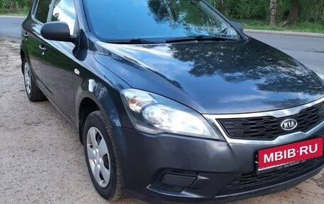 KIA cee'd I рестайлинг, 2010 год, 770 000 рублей, 1 фотография