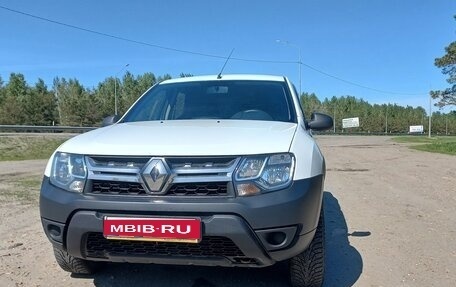 Renault Duster I рестайлинг, 2018 год, 999 000 рублей, 1 фотография