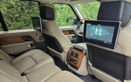 Land Rover Range Rover IV рестайлинг, 2019 год, 6 700 000 рублей, 13 фотография
