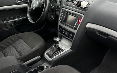 Skoda Octavia, 2011 год, 750 000 рублей, 9 фотография