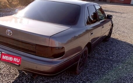 Toyota Camry, 1994 год, 270 000 рублей, 5 фотография
