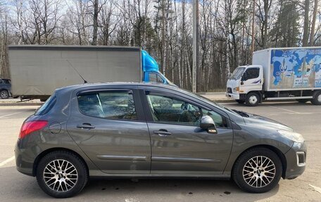 Peugeot 308 II, 2012 год, 700 000 рублей, 2 фотография