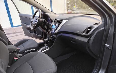 Hyundai Solaris II рестайлинг, 2013 год, 1 090 000 рублей, 9 фотография