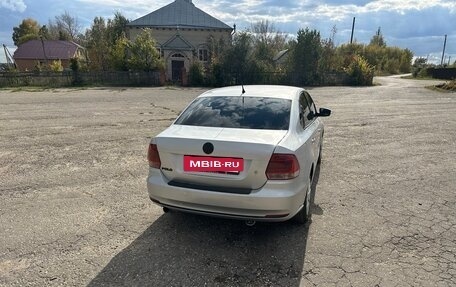 Volkswagen Polo VI (EU Market), 2012 год, 830 000 рублей, 2 фотография