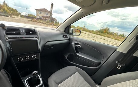 Volkswagen Polo VI (EU Market), 2012 год, 830 000 рублей, 17 фотография