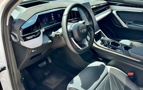 Geely Atlas, 2024 год, 2 800 000 рублей, 15 фотография