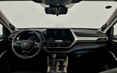 Toyota Highlander, 2024 год, 6 590 000 рублей, 13 фотография
