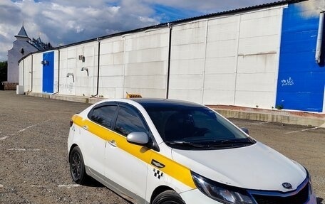 KIA Rio III рестайлинг, 2016 год, 444 444 рублей, 2 фотография