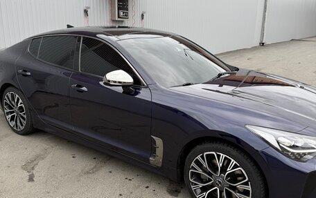 KIA Stinger I, 2018 год, 2 750 000 рублей, 10 фотография