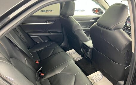 Toyota Camry, 2022 год, 3 275 000 рублей, 10 фотография