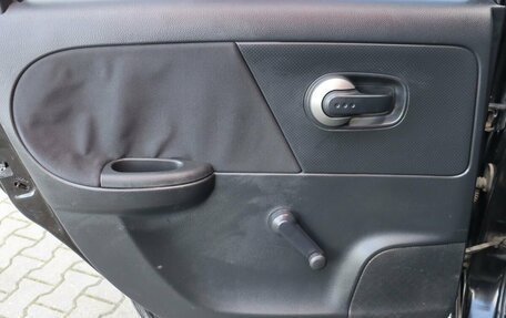 Nissan Note II рестайлинг, 2007 год, 599 000 рублей, 18 фотография