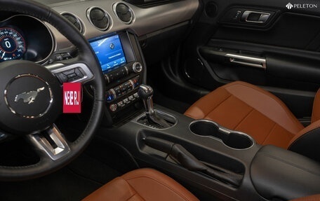 Ford Mustang VI рестайлинг, 2022 год, 8 300 000 рублей, 15 фотография
