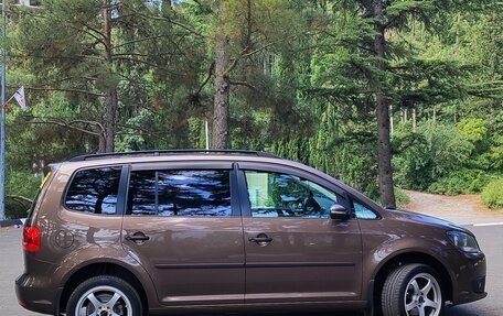 Volkswagen Touran III, 2012 год, 1 200 000 рублей, 4 фотография