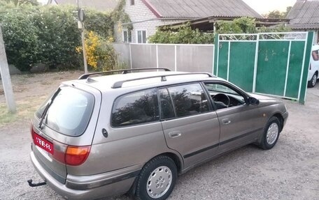 Toyota Caldina, 1994 год, 320 000 рублей, 1 фотография