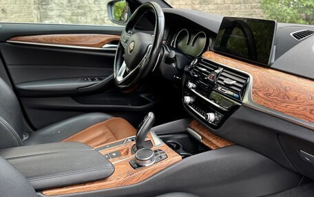 BMW 5 серия, 2018 год, 2 350 000 рублей, 9 фотография