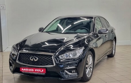 Infiniti Q50 I рестайлинг, 2017 год, 2 600 000 рублей, 3 фотография