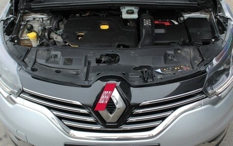 Renault Espace V рестайлинг, 2016 год, 1 590 000 рублей, 5 фотография